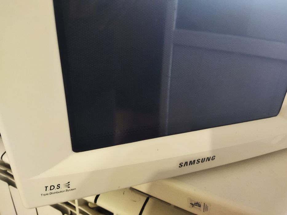 Микроволновая печь