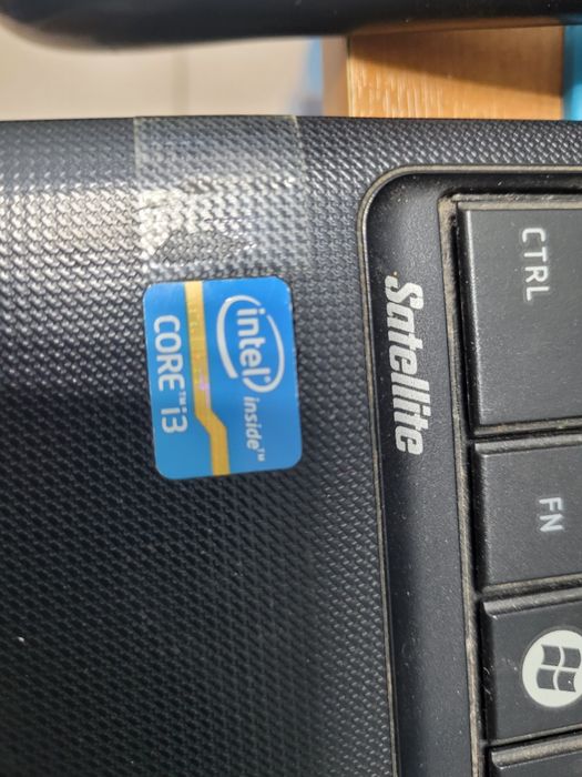 Ноутбук Тошиба ,TOSHIBA