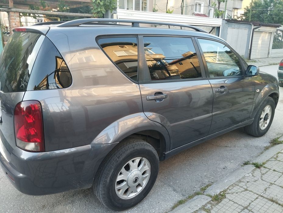 Джип Рекстън 2.7hdi