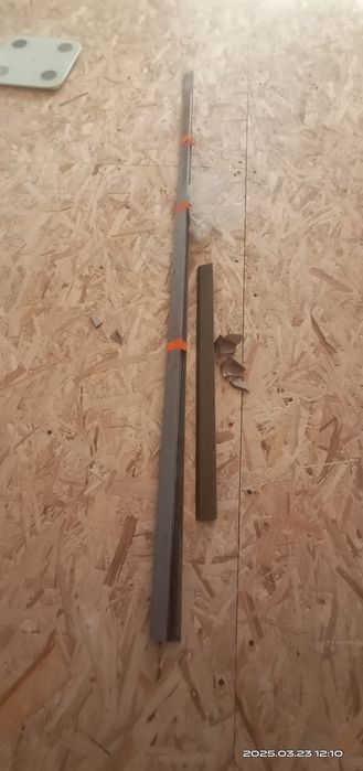 Продам плинтус для столешницы 3000