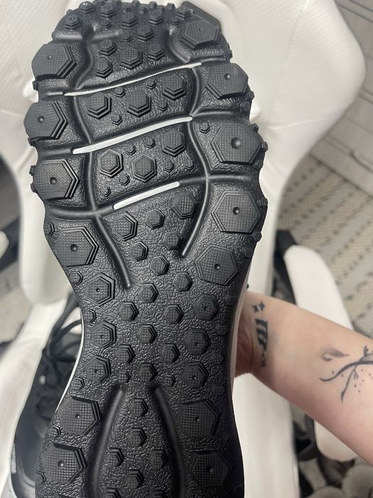 Adidasi Under Armour