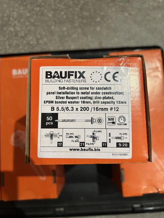200бр. самопробивни винтове за сандвич панел Baufix 5.5/6.3 200 / 16mm