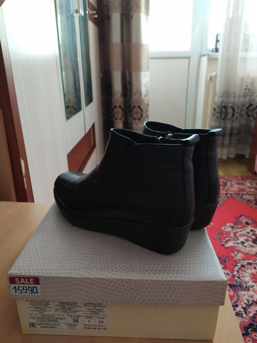 Ботинки женские ( батильоны)