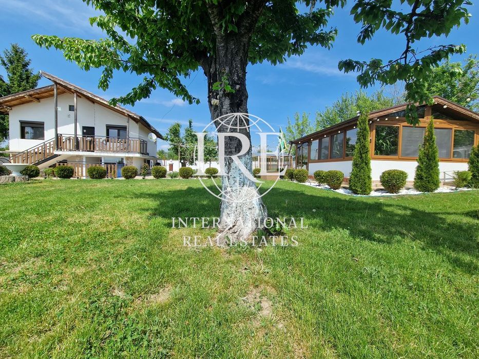 Продава се Къща в с. Ловчанци, Област Добрич - 180 кв.м за 652 €/кв.м - Снимка #12