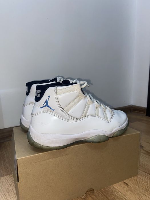 Jordan 11 White And Blue 41