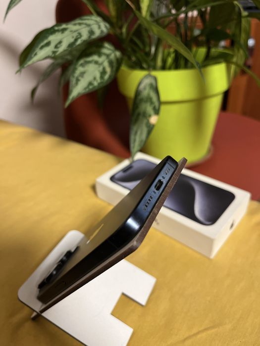 Iphone 15 pro идеал акум 100%