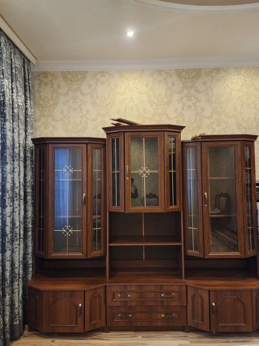 Стенка  для дома