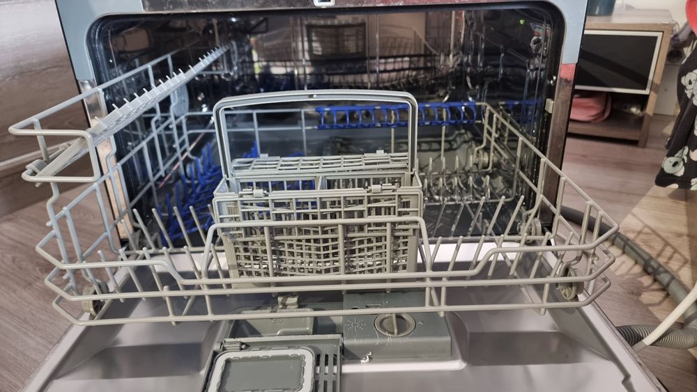 Съдомиялна Finlux WQP6 black