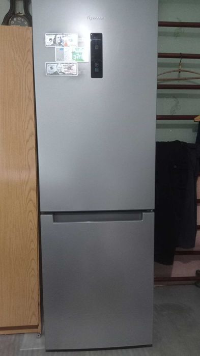 Продается холодильник Indesit