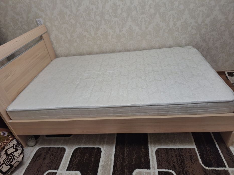 Продам кровать в отличном состоянии