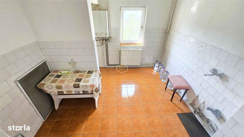 Micro 16 | Apartament cu 4 camere decomandat si 2 balcoane