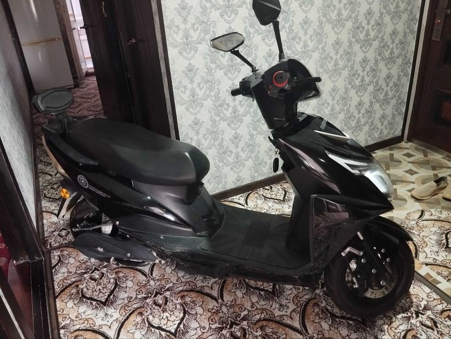 Cкутер электро / Skuter