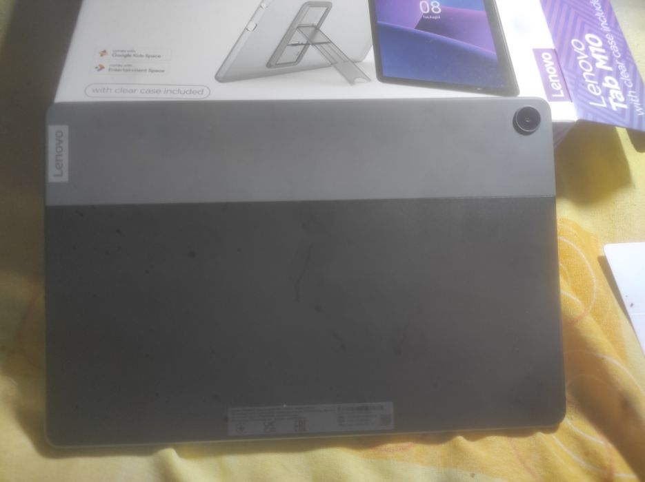 Tableta Lenovo tab M10