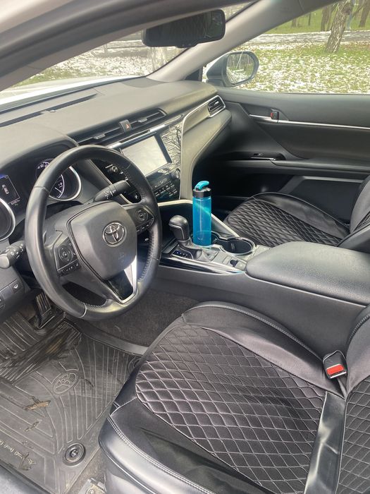 Тойота Камри 70