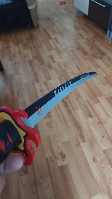 Sabie Demon Slayer - Replica marime naturala (din lemn vopsit)