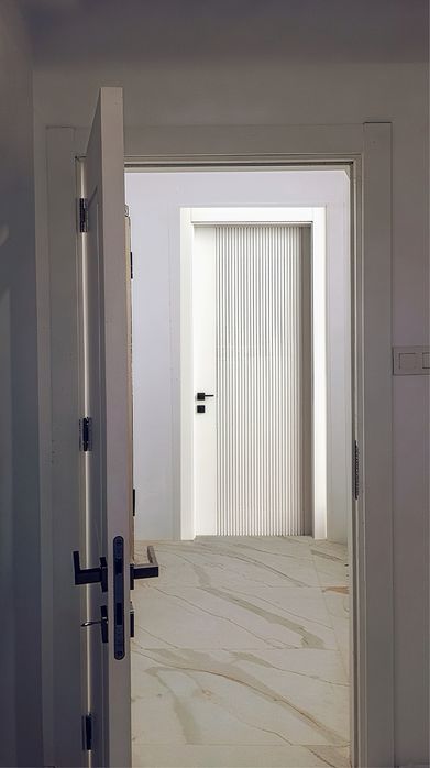 Интериорни врати боя-лак LuX series PERGE