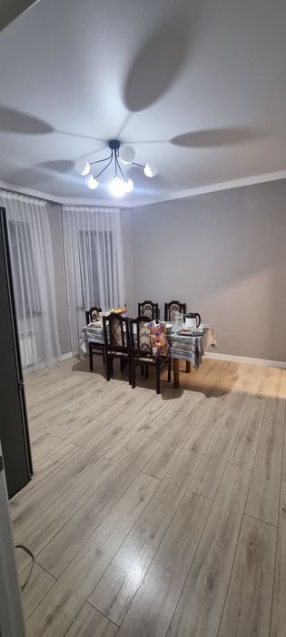 Продам дом в селе Енбекшиарал