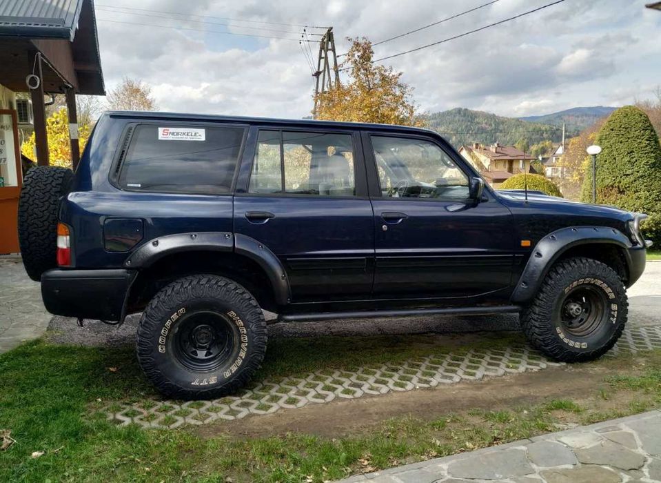 НОВИ ! Уширители / Раздувки за калници Nissan Patrol Y61 97-05