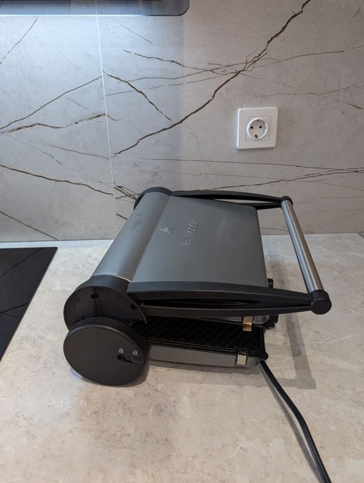 Гриль Bosch 2000Вт