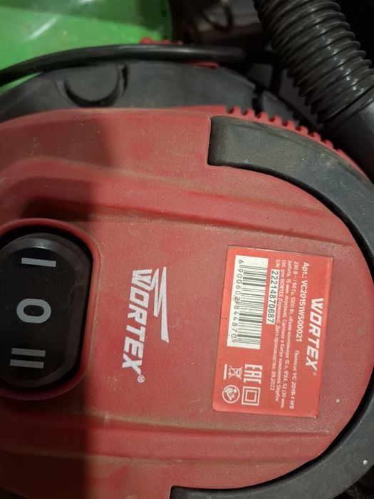 Продам пылесос строительный