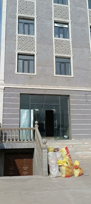 Notura bino sotiladi 165 kv metr