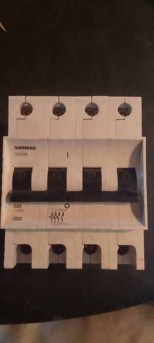 Автоматический выключатель