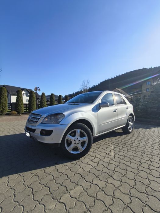 Autoutilitară Mercedes ml w164 320