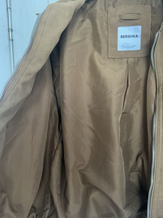 Замшевый бомбер Bershka