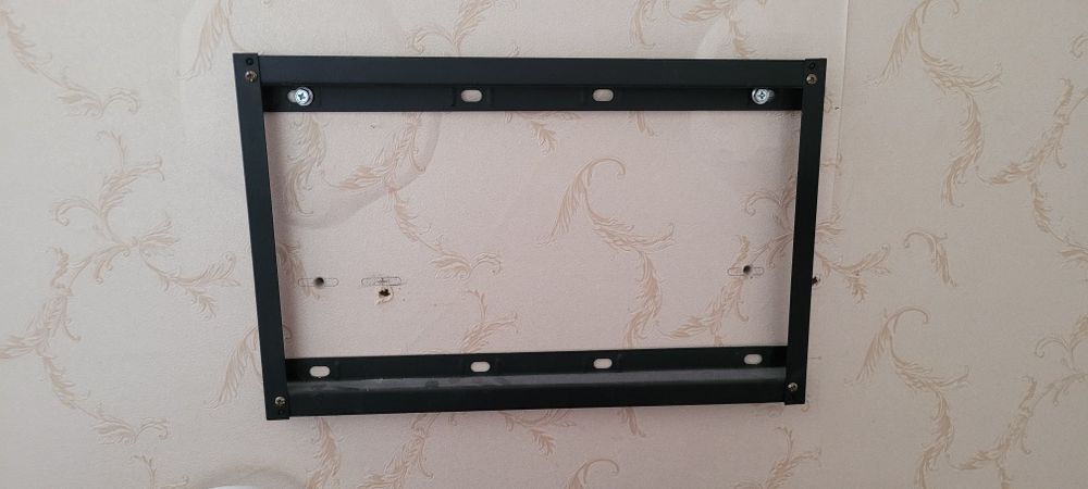 Телевизор Haier le32t1000 с кронштейном