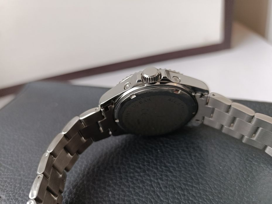 Часы Pierre chaubert.