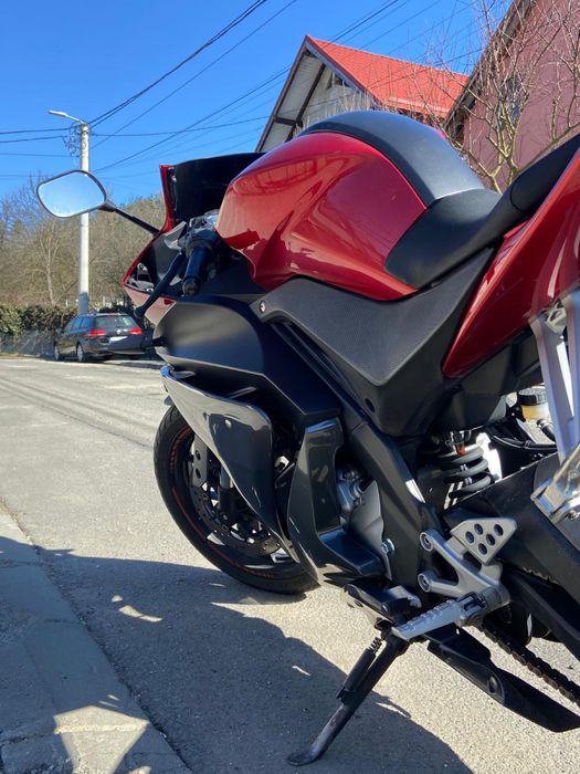 Yamaha YZF R125 2018