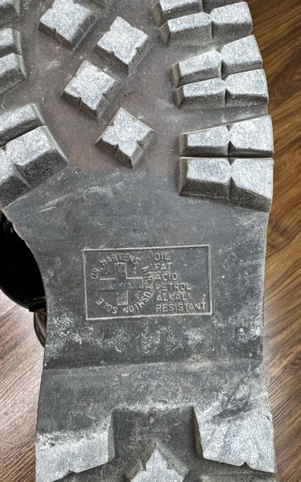 Мартинсы ботинки