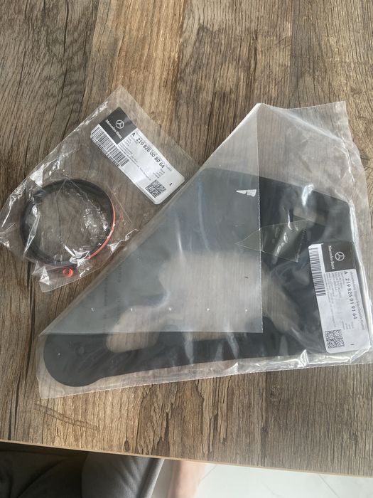 Уплътнения за стоп  - Mercedes Cls W219