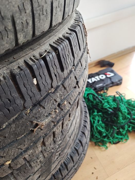 jante r16 Vivaro Trafic Primastar cu anvelope c-uri michellin