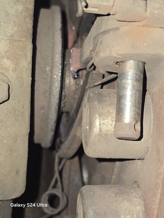 Reparații Tractoare, Motociclete, camioane, utilaje agricole, etc.