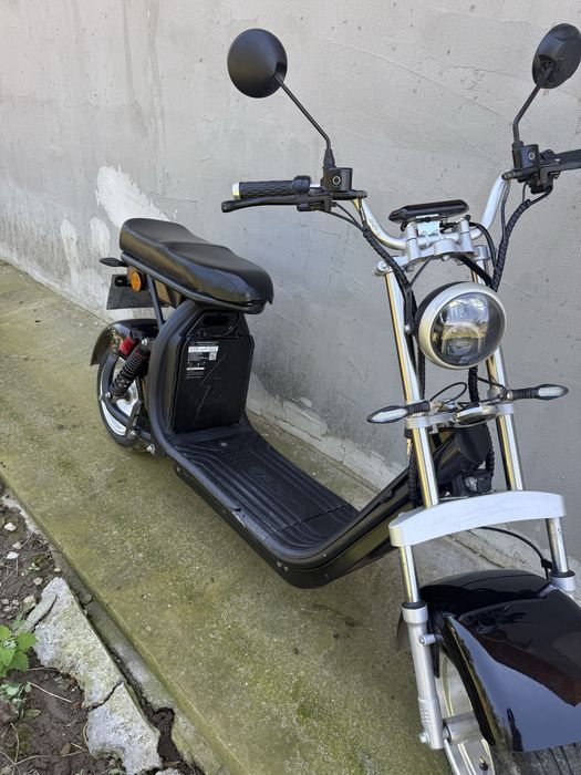 scuter electric, fara permis 1500w