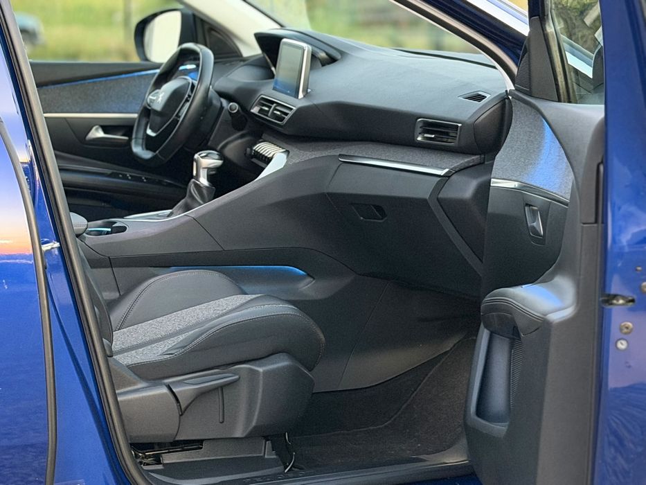 Peugeot 3008 Allure 2017 1.6HDI