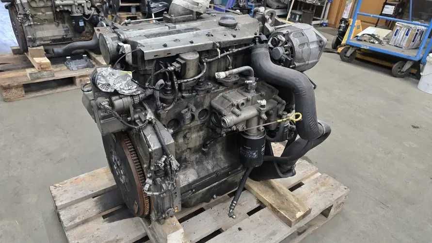 Motor Deutz BF4M1012EC – 74–95 kW / 2300 rpm – compatibil Atlas AR75, Bomag BW138, Liebherr L506