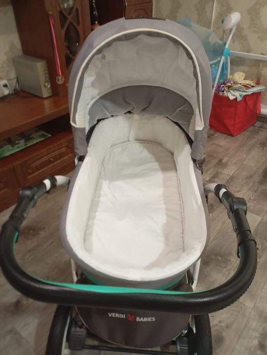 Продам польскую колляску 3&1