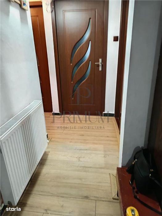 Soarelui - Parter Inalt - 3 Camere - 2 Bai - Centrala Proprie - Balcon