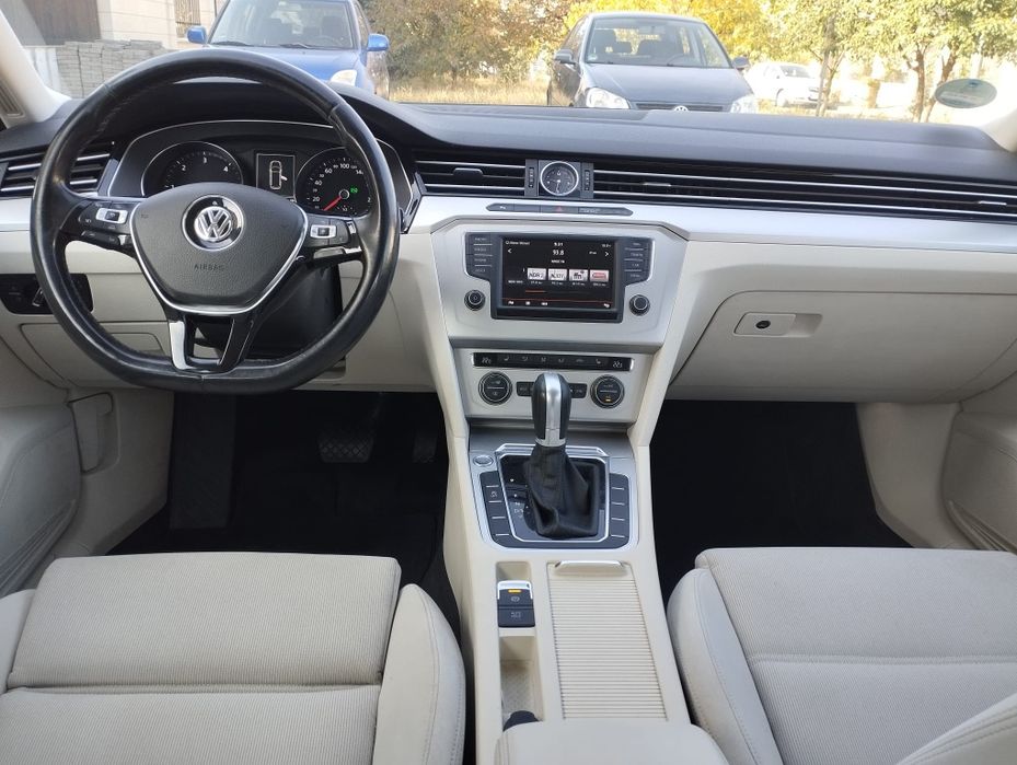 VW Passat 2,0tdi,B8,automat,impecabil