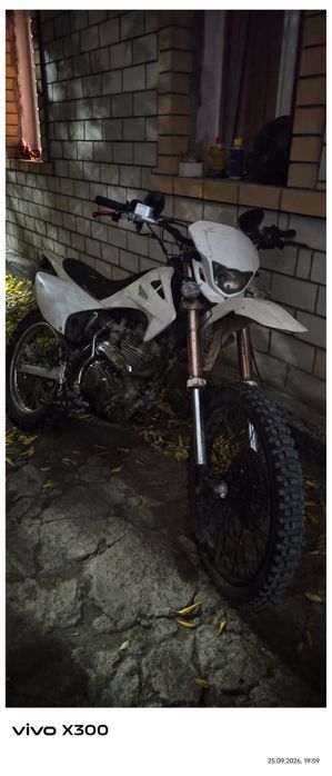 Эндуро 250 куб Хонда