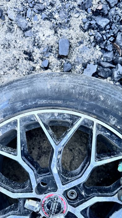 Продаю диски с резиной