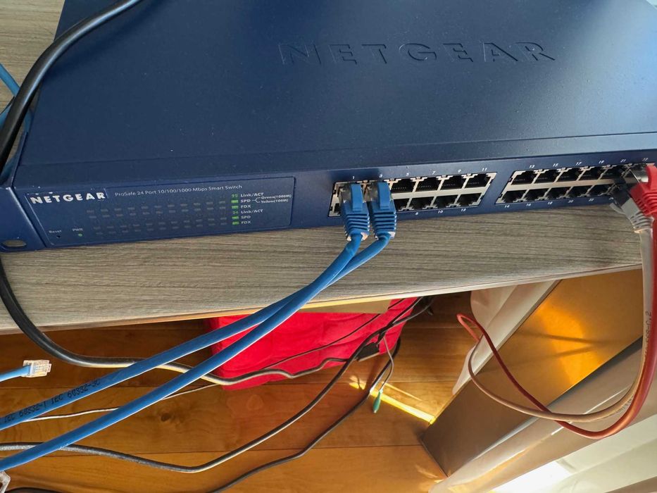 Switch Netgear GS724T 1Gbit 24Ports