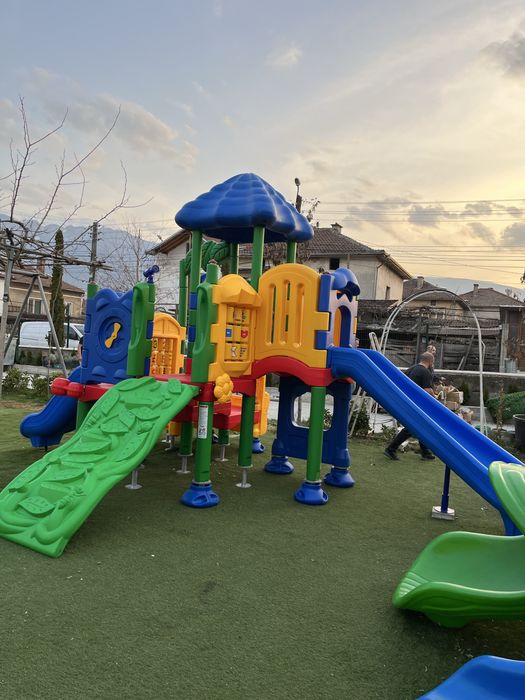Голяма детска площадка / playground за двор – нова