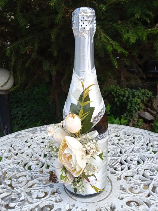 Булчински букети за хвърляне, шаферки букет , аксесоари