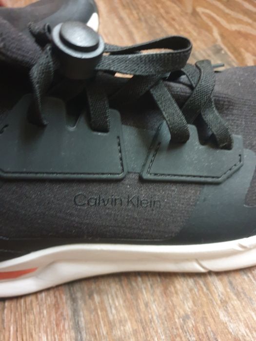 Calvin Klein кецове