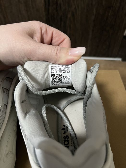 Спешно!! Adidas Oznova 36.5