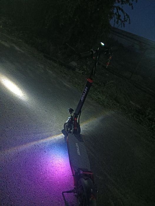 Vând trotineta electrica hitway h5 pro