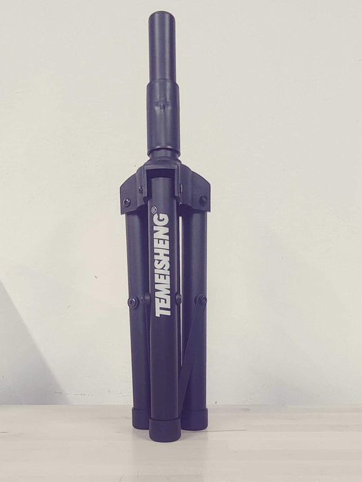 Стойки за тонколона, високоговорители, прожектор и др. В три размера